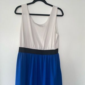 Forever 21 2x Blue and White dress
